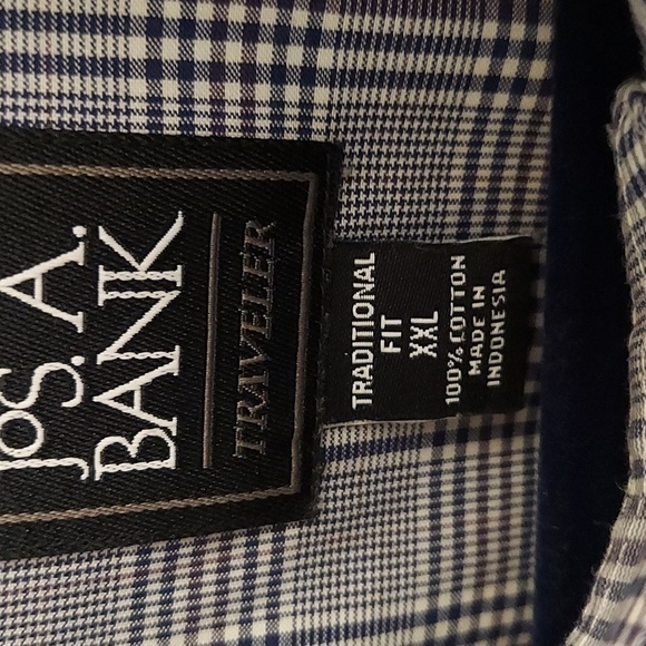 JOS A BANK Traveler Traditional Fit Long Sleeve Plaid Button Down Dress Shirt - Picture 2 of 12